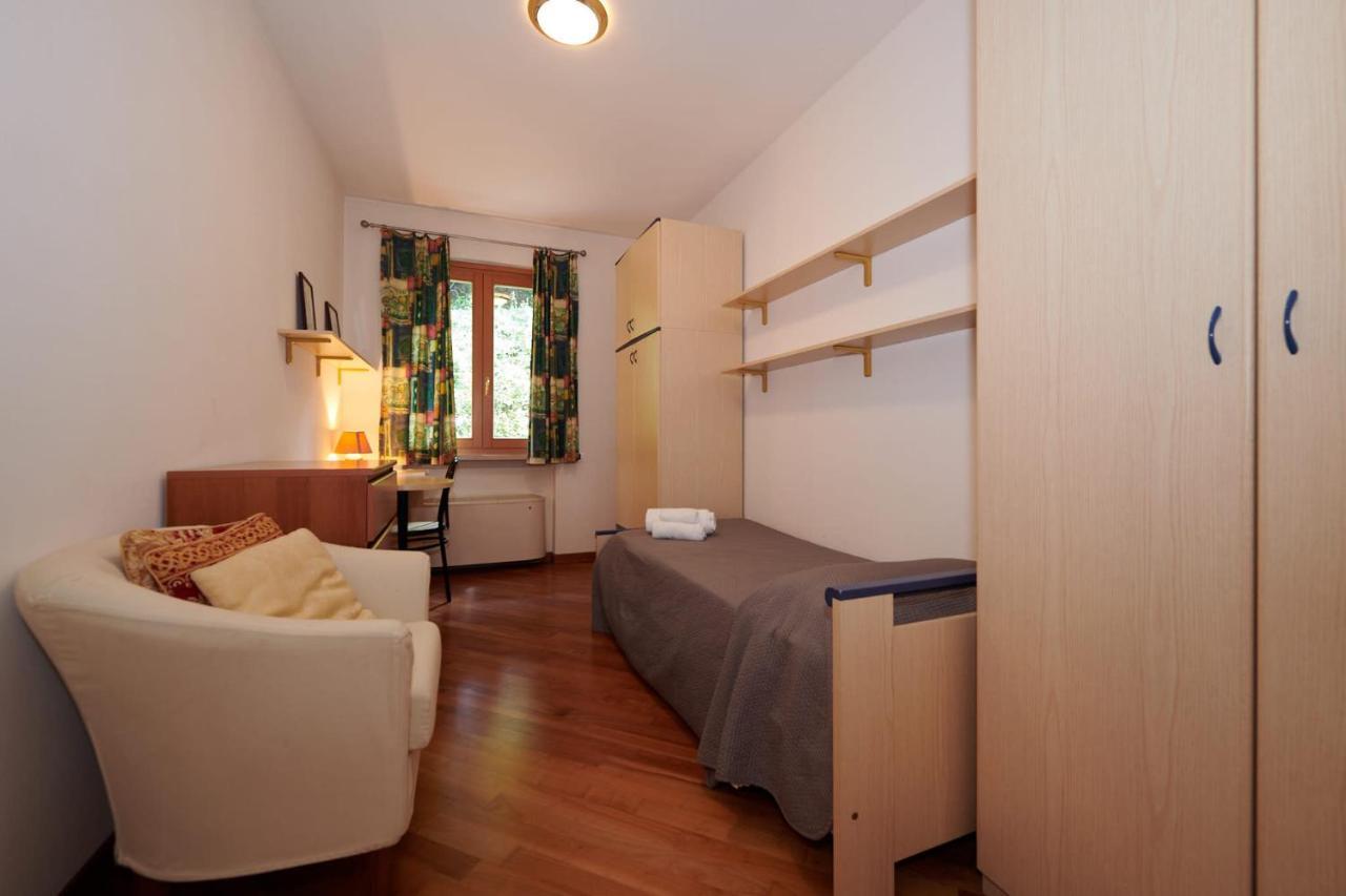 Apartmentsgarda - Baia D'Argento Residence กอสเตร์มาโน ภายนอก รูปภาพ