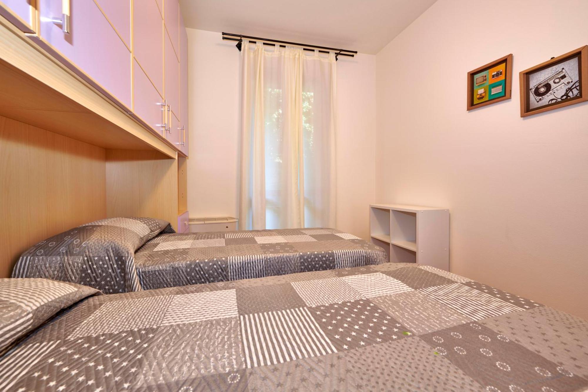 Apartmentsgarda - Baia D'Argento Residence กอสเตร์มาโน ภายนอก รูปภาพ